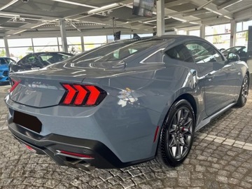 Ford Mustang VI Fastback 2023 5.0 Ti-VCT 446KM 2025 Od ręki - GT Fastback aut 5.0 V8 446KM / Pakiet stylizacyjnym Bronze, zdjęcie 2