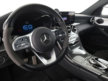 Mercedes Klasa C W205 Kombi Facelifting HYBRYDA 2.0 300 e 320KM 2021 Mercedes C 300 PHEV multibeam LED skóra/alcantara, zdjęcie 13