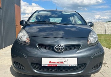 Toyota Aygo I Hatchback 5d Facelifting 1.0 VVT-i 68KM 2012 Toyota Aygo 5-cio drzwiowa, Klimatyzacja, Model po Liftingu Benzyna 68KM, zdjęcie 6