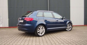 Audi A3 8P Hatchback 3d 2.0 TDI CR 170KM 2012 Audi A3 Sportback Audi A3 Sportback 2.0 TDI DPF Ambition 2.0 Diesel 170KM, zdjęcie 3