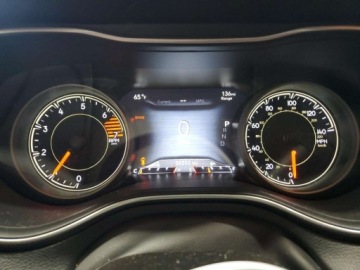 Jeep Cherokee V 2023 Jeep Cherokee Altitude Lux 2023 2.4 Benzyna 180KM, zdjęcie 9