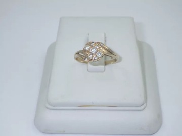 КОЛЬЦО С ЦИРКОНИЕМ ЗОЛОТО 333 2.18G R19