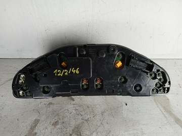 MERCEDES BENZÍN W210 PŘÍSTROJOVÁ DESKA A2105401611