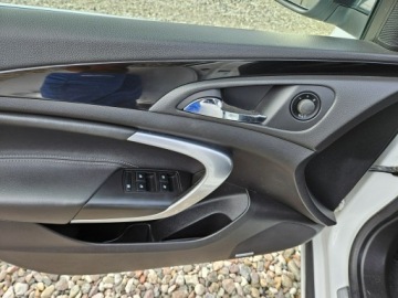 Opel Insignia I Sedan 2.0 Turbo ECOTEC 220KM 2009 Opel Insignia Opłacona Zadbana Serwisowana, zdjęcie 16