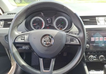 Skoda Octavia III Kombi Facelifting 1.5 TSI ACT 150KM 2020 Skoda Octavia Style 1.5 TSI 150 KM Virtual Cockpit Kamera LED Podg. fo, zdjęcie 18
