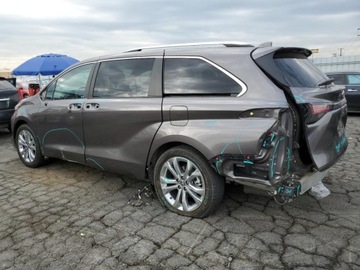 Toyota Sienna III 2023 Toyota Sienna Limited 2023 2.5l 2.5 Hybryda 245KM, zdjęcie 1