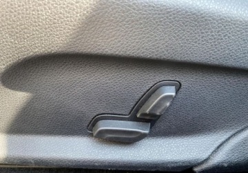 Mercedes Klasa E W213 Kombi 2.0 220d 194KM 2017 Mercedes-Benz Klasa E Avantgarde I 195 KM I Vat23 I Lexus Leszno Toyota M, zdjęcie 22