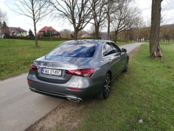 Mercedes Klasa E W214 Sedan Plug-In 2.0 300de 313KM 2023 Mercedes-Benz E 300e 4 Matic Hybryda Plug-in, zdjęcie 10