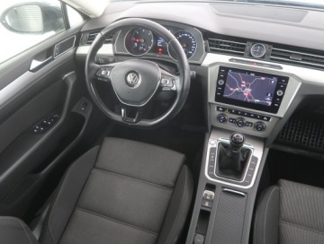 Volkswagen Passat B8 Limousine 2.0 TDI BlueMotion Technology 150KM 2018 VW Passat 2.0 TDI, Salon Polska, Navi, Klima, zdjęcie 6