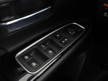 Mitsubishi Outlander III SUV PHEV Facelifting 2017 2.0 203KM 2017 Mitsubishi Outlander PHEV 4x4 automat skóra el., zdjęcie 36