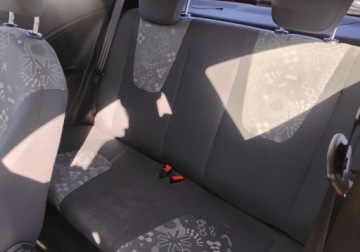 Ford Ka III 1.2 Duratec 69KM 2012 Ford KA 2012r, 1.2 Benzyna. Uszkodzony tyl i lekko lewy przod. Jezdzi., zdjęcie 9