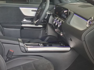 Mercedes GLA II Off-roader Facelifting 1.3 200 163KM 2025 Mercedes-Benz GLA 200 AMG Line 1.3 163KM, zdjęcie 8