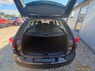 Opel Insignia II Sports Tourer 1.6 CDTI 136KM 2019 Opel Insignia Led Navi Asystent pasa Hak 1.6 Diesel 136KM, zdjęcie 17