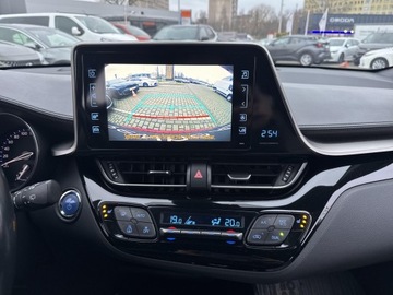 Toyota C-HR I Crossover 1.8 Hybrid 122KM 2018 Toyota C-HR 1.8 Hybrid Selection Toyota C-HR Hybri, zdjęcie 16