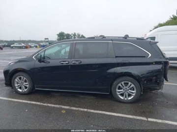 Toyota Sienna III 2022 Toyota Sienna 2022r., XSE, od ubezpieczalni 2.5 Benzyna 190KM, zdjęcie 3