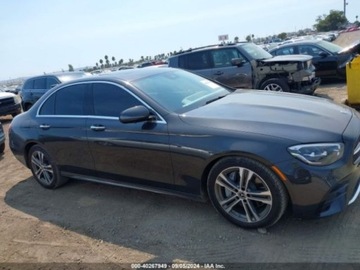 Mercedes Klasa E W213 2021 Mercedes-Benz Klasa E 350 2021 2.0l 2.0 Benzyna 255KM, zdjęcie 1