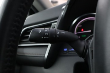 Toyota Camry IX Sedan 2.5 Hybrid Dynamic Force 218KM 2019 Toyota Camry 2.5 Hybrid, Salon Polska, zdjęcie 21