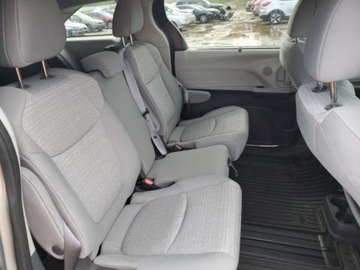 Toyota Sienna III 2022 Toyota Sienna le, 2022r., 2.5L 2.5 Hybryda 245KM, zdjęcie 9
