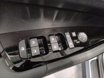 Kia Sportage V SUV 1.6 T-GDI MHEV 180KM 2022 Kia Sportage 1.6 T-GDI HEV L 2WD V (2021-) Kia Spo, zdjęcie 21