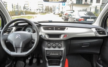 Citroen C3 II Hatchback 1.2 VTI 82KM 2013 Citroen C3 Lift 20132014 r. 108 tys.km. 1.2 Benzyna 82KM, zdjęcie 8