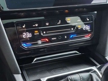 Volkswagen Arteon Fastback Facelifting 2.0 TDI 200KM 2022 Volkswagen Arteon Shooting Brake 2.0 TDI 200KM R-Line 4x4 DSGKamery360DCCL, zdjęcie 23