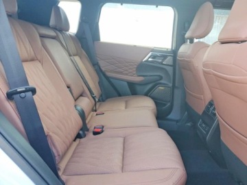 Mitsubishi Outlander IV 2025 Mitsubishi Outlander SEL 2025 2.5 Benzyna 181KM, zdjęcie 11