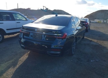 BMW Seria 7 G11-G12 Sedan Facelifting 4.4 750i 530KM 2020 BMW Seria 7 BMW 750I XDRIVE 4.4 Benzyna 530KM, zdjęcie 2