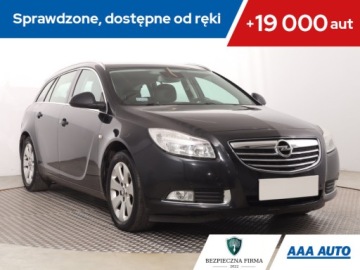 Opel Insignia I Sports Tourer 2.0 CDTI ECOTEC 130KM 2011 Opel Insignia 2.0 CDTI, Navi, Klima, Klimatronic