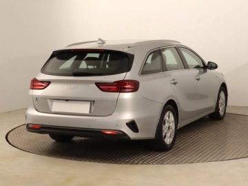 Kia Ceed III Kombi Facelifting 1.5 T-GDI 160KM 2023 Kia Ceed 1.5 T-GDI, Salon Polska, 1. Właściciel, zdjęcie 4