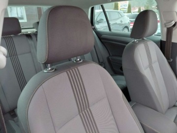 Volkswagen Golf VII Hatchback 3d 2.0 TDI BlueMotion Technology 150KM 2016 Volkswagen Golf Allstar Navi Klimatronik Radar LED 2xPDC 2.0 Diesel 150KM, zdjęcie 16