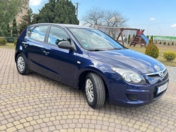 Hyundai i30 I Hatchback 1.4 109KM 2008 Hyundai i30 1.4 109KM Klima Tablet Kamera cofania GPS Sprawdz 1.4, zdjęcie 3