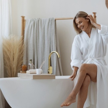 Möller SPA PRIYA & LOVE ШАМПУНЬ И ГЕЛЬ ДЛЯ ДУША С ЖЕНЬШЕНЕМ 2в1 100мл