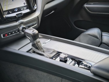 Volvo XC60 II Crossover D4 190KM 2018 Volvo XC 60 D4 AWD R-Design Aut. Salon Polska, Fak, zdjęcie 22
