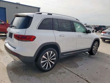 Mercedes GLB 2023 Mercedes-Benz GLB 250 4Matic 2023 2.0l 2.0 Benzyna 221KM, zdjęcie 3