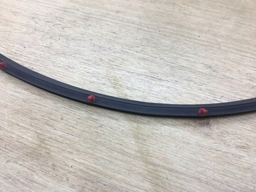 ПРОКЛАДКА КРЫШКИ КАПОТА ПЕРЕДНЯЯ ЧАСТЬ TESLA X