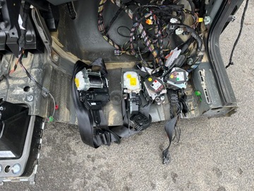 DESKA KOKPIT KONZOLA ULOŽENÍ PÁSY T-CROSS ORIGINÁLNÍ