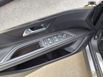 Peugeot 3008 II Crossover Facelifting  1.5 BlueHDi 130KM 2021 Peugeot 3008 1,5 hdi GT LINE alcantara kamera alu oplacony 1.5 Diesel, zdjęcie 12