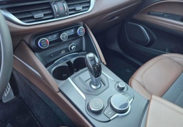 Alfa Romeo Stelvio SUV 2.0 Turbo 200KM 2018 Alfa Romeo Stelvio 2,0 200KM 4x4 SUPER - salon PL, bezwypadkowy, gwarancja, zdjęcie 21