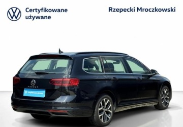 Volkswagen Passat B8 Variant Facelifting 2.0 TDI SCR 150KM 2023 Volkswagen Passat 2.0TDI 150KM Business DSG, Podgrzewane Fotel, Kamera Cof, zdjęcie 5