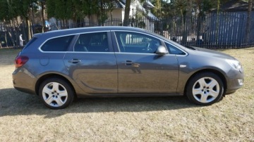 Opel Astra J Sports Tourer 1.4 Turbo ECOTEC 140KM 2011 Opel Astra super stan. Gwarancja. Polecam!!!, zdjęcie 3