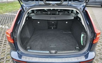 Volvo V60 II  2021 Volvo V60 Volvo V60 B3 B Geartronic Momentum Pro 2.0 Benzyna 163KM, zdjęcie 15