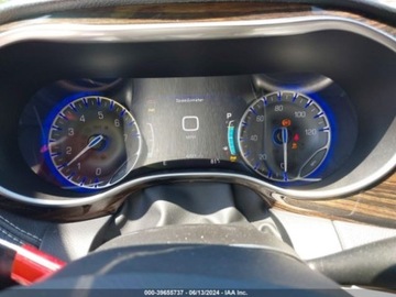 Chrysler Pacifica II 2023 Chrysler Pacifica 2023, Limited, 3.6, od ubezpieczalni 3.6 Benzyna 287KM, zdjęcie 6