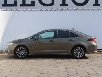 Toyota Corolla XII Sedan 1.8 Hybrid 122KM 2020 Toyota Corolla 1.8 Hybrid, Salon Polska, zdjęcie 2