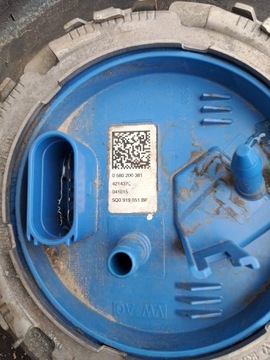 VOLKSWAGEN OE 5Q0201085 NÁDRŽ PALIVA PUMPIČKA