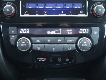 Nissan Qashqai II Crossover Facelifting 1.3DIG-T 140KM 2019 Nissan Qashqai 1.3 DIG-T, Salon Polska, zdjęcie 11