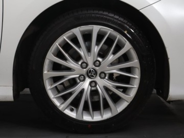 Toyota Camry IX Sedan 2.5 Hybrid Dynamic Force 218KM 2019 Toyota Camry 2.5 Hybrid, Salon Polska, zdjęcie 14