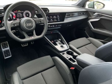 Audi A3 8Y S3 Limousine Facelifting 2.0 TFSI 333KM 2025 Audi S3 Matrix Sonos Pakiet czern 2.0 Benzyna 333KM, zdjęcie 3
