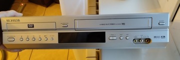 Видеомагнитофон S-VHS, SAMSUNG SV-DVD40 COMBO воспроизводит ленты S-VHS, состояние нового!
