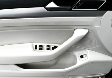 Volkswagen Passat B8 Variant 1.4 TSI 125KM 2015 Volkswagen Passat 1.4 Benzyna / Lift / Navi, zdjęcie 30