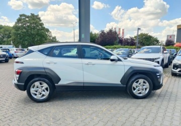 Hyundai Kona I Crossover Facelifting 1.0 T-GDI 120KM 2023 Hyundai Kona 2023 1.0T-GDI 120KM 6MT Executive 36.675km Salon Polska Bezwy, zdjęcie 10
